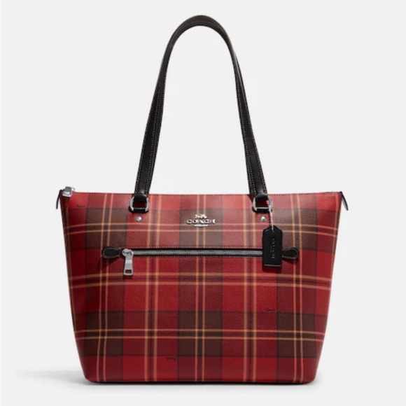 Coach Handbags - 💫🌺💫Coach Gallery Tote With Tartan Plaid Print